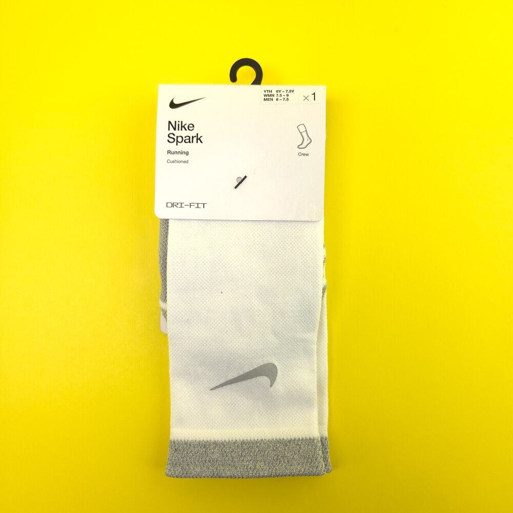 Nike Spark Cushioned Crew Running Socks White Size Small 7.5-9 Womens Sz 6Y-7.5Y